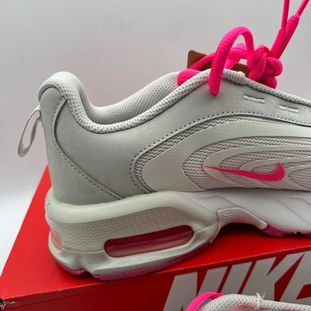 Nike Air Max‎ Fire Sneakers Kids 6.5Y Phantom Hyper Pink Light Bone Low Top